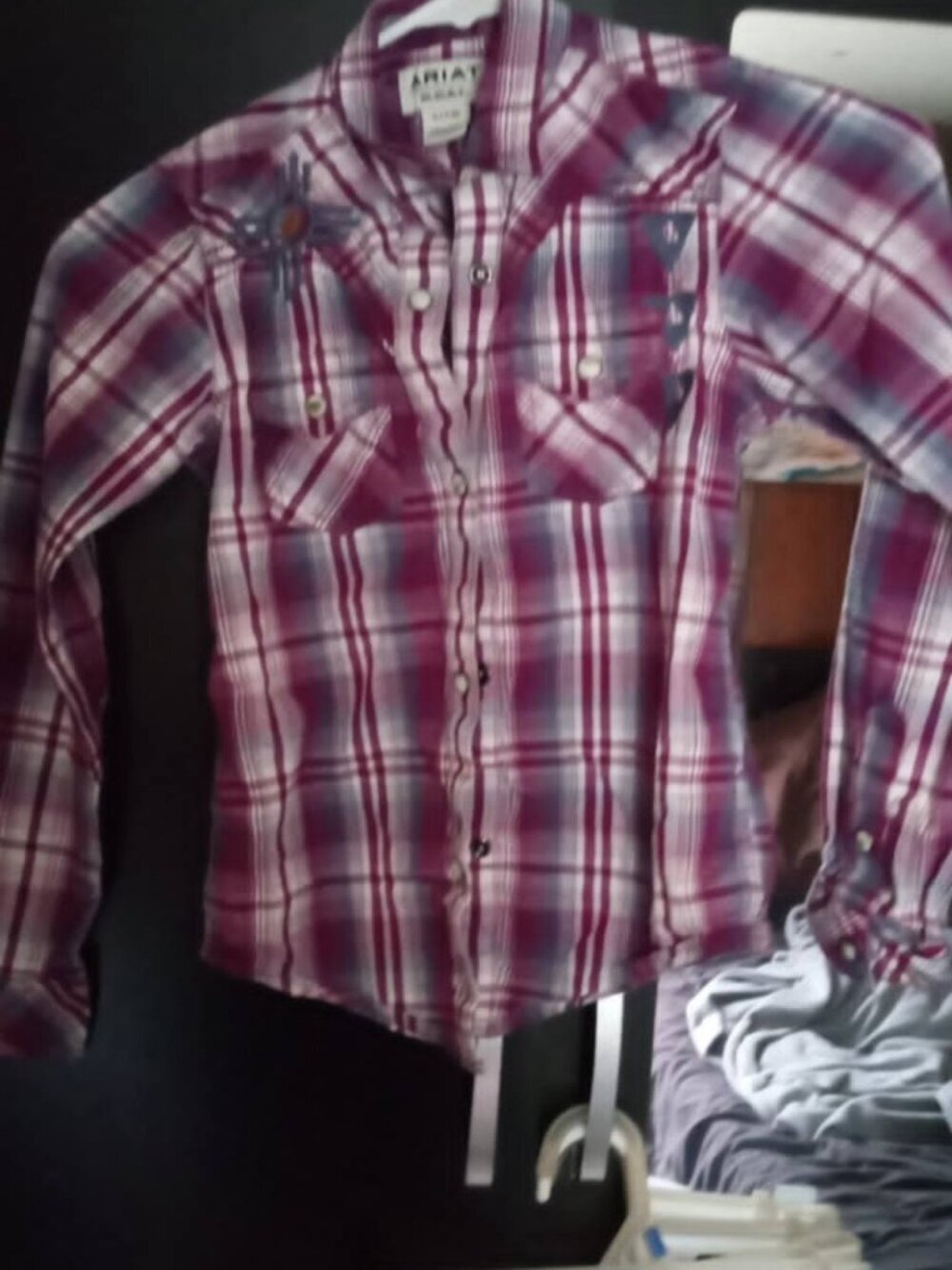 child's ariat REAL small (8) western snaps shirt 2 front pockets with snaps 100% - Picture 1 of 2
